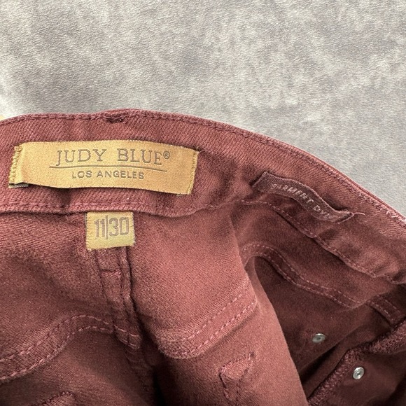 Judy Blue Jeans Women's 11/30 Burgundy Garment Dyed High Waist Wide Leg Crop - Picture 5 of 6